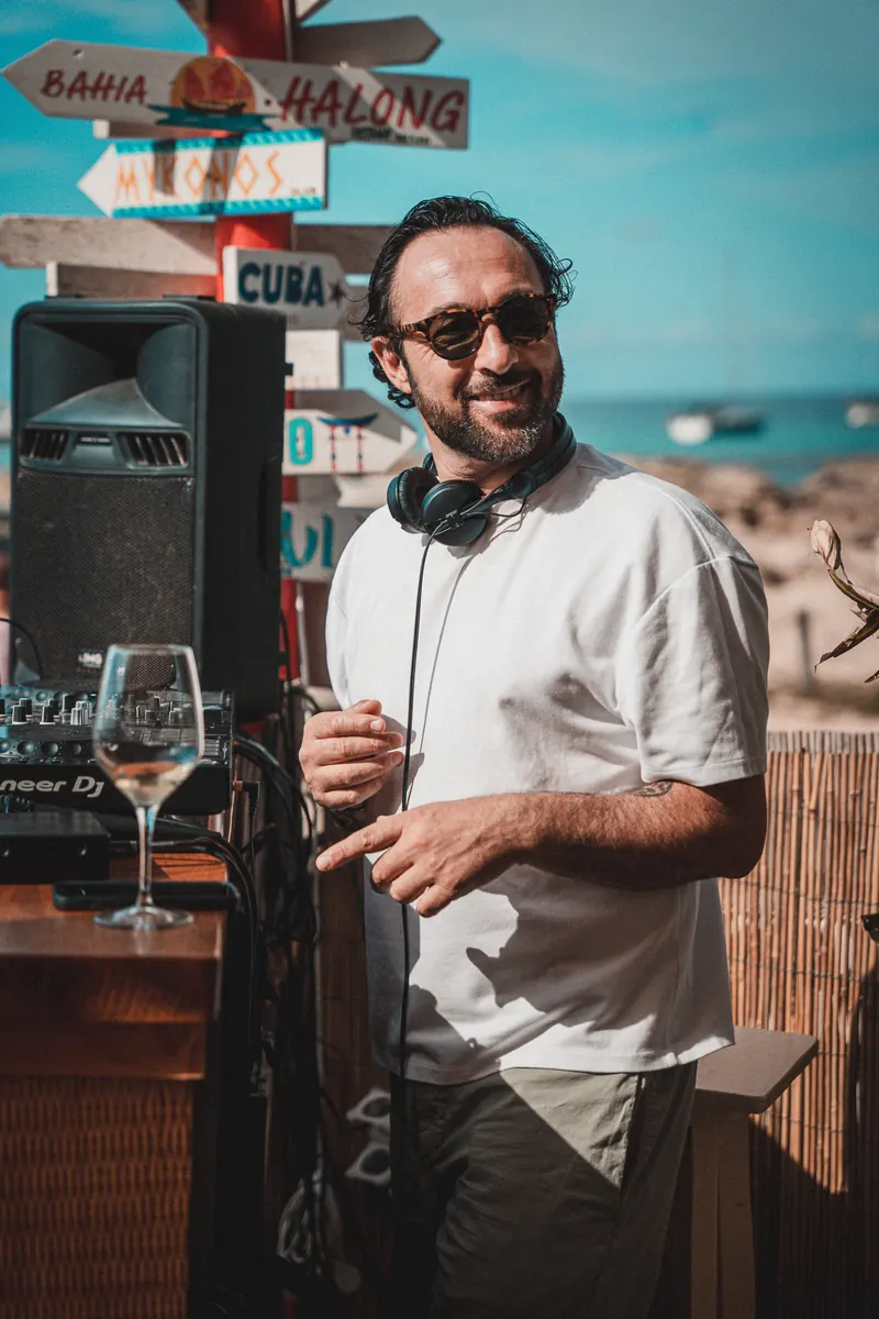 DJ lors d'une soirée d'entreprise, séminaire en Bretagne